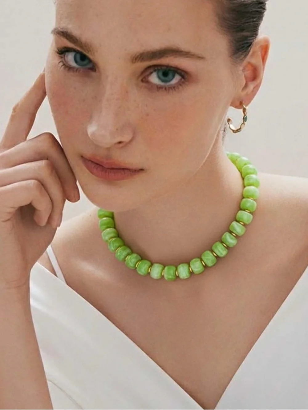 Light Green Marbled Dopamine Beaded Choker Necklace